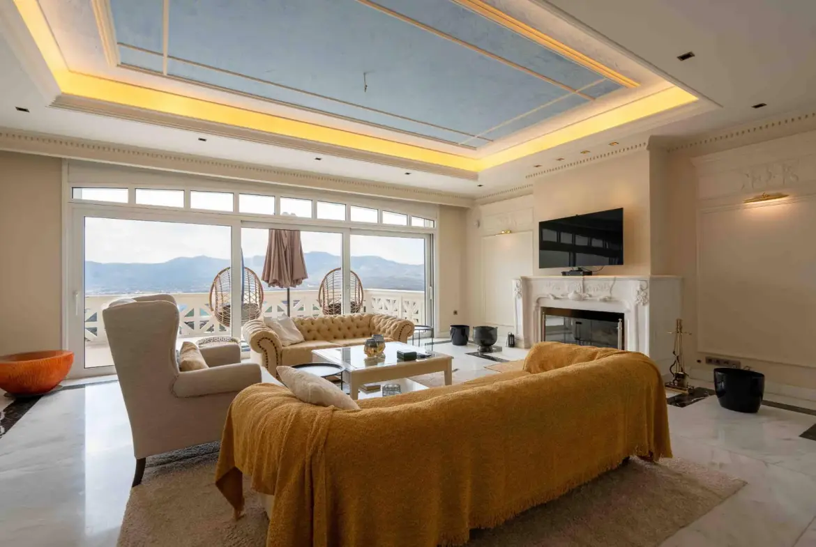 Mansion with stunning views