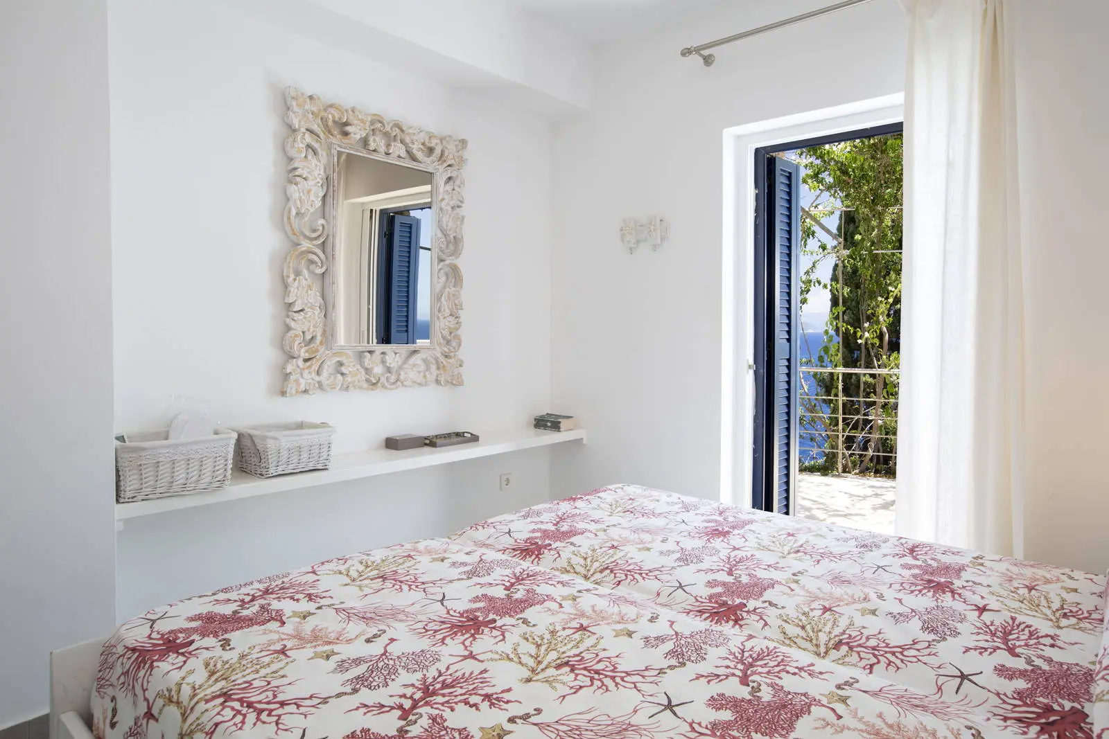 bh-aad747bdd251 Τwo seafront villas with private sea access & pools in Sivota, Lefkada