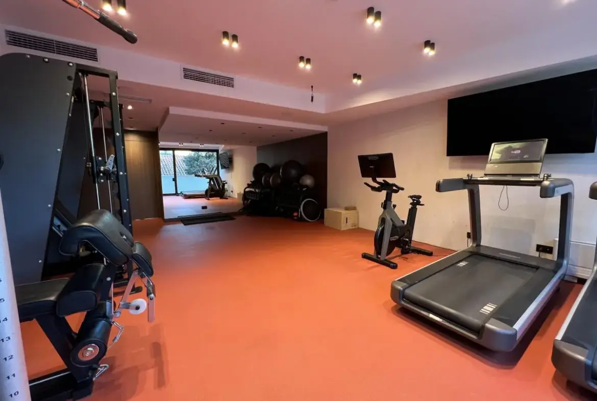 New development with 3 bedrooms and a private gym