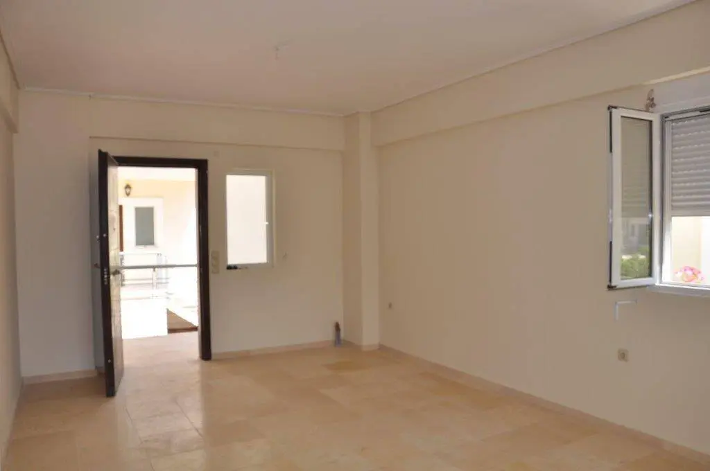Complex of 13 luxury maisonettes in Kato Almiri, Corinthia