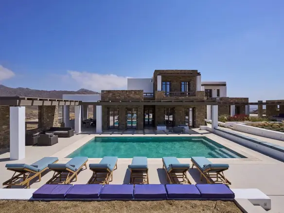 Modern and spacious villa in Mykonos