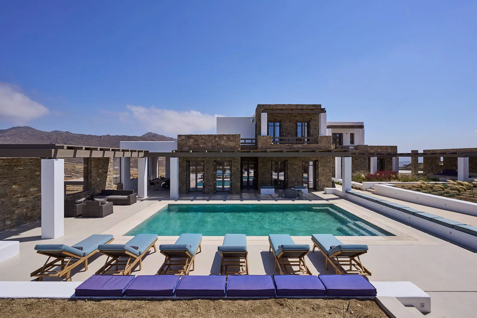 bh-ad3d4b3bc61c Modern and spacious villa in Mykonos