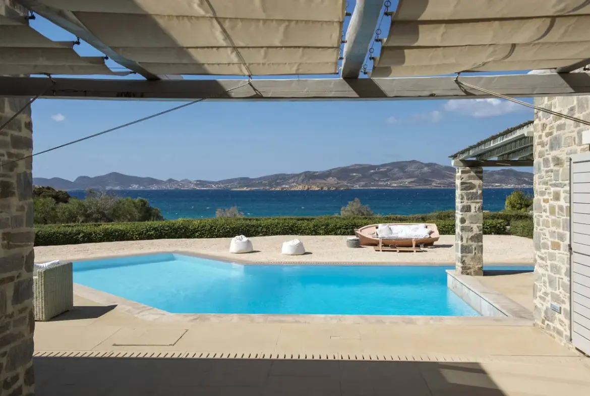Private villa next to Soros beach, Antiparos