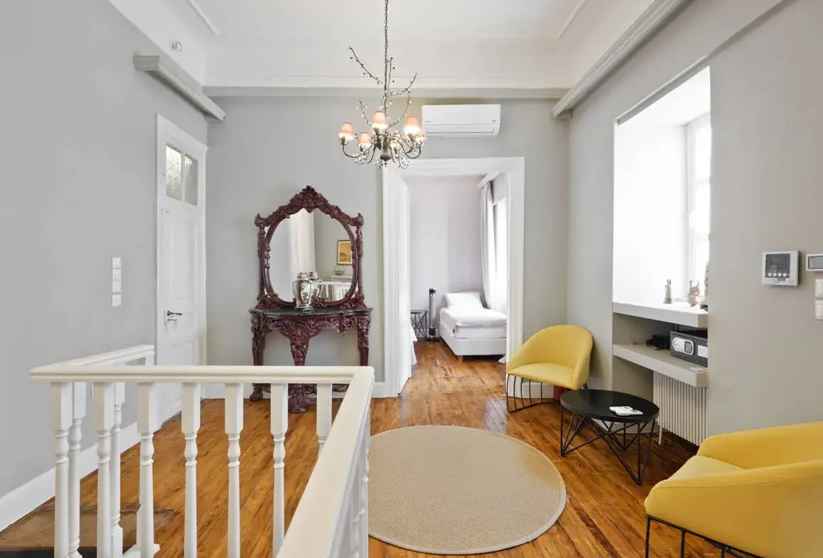 Timeless and luxury house in Plaka