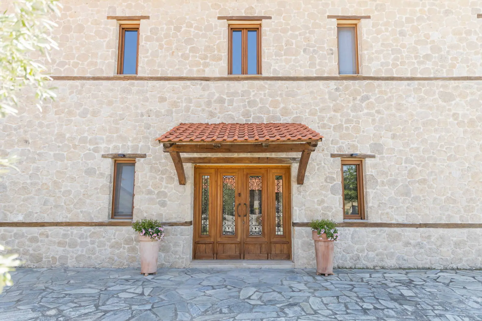 Unique estate only 35km from the center of Thessaloniki