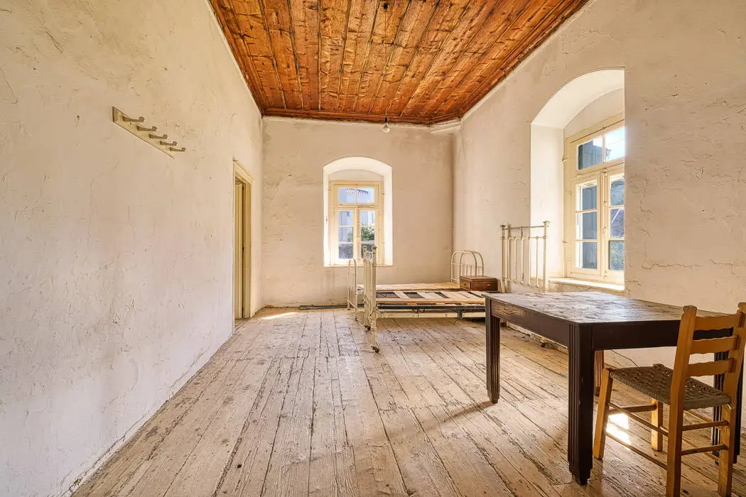 Historic mansion with approved development potential in Spetses