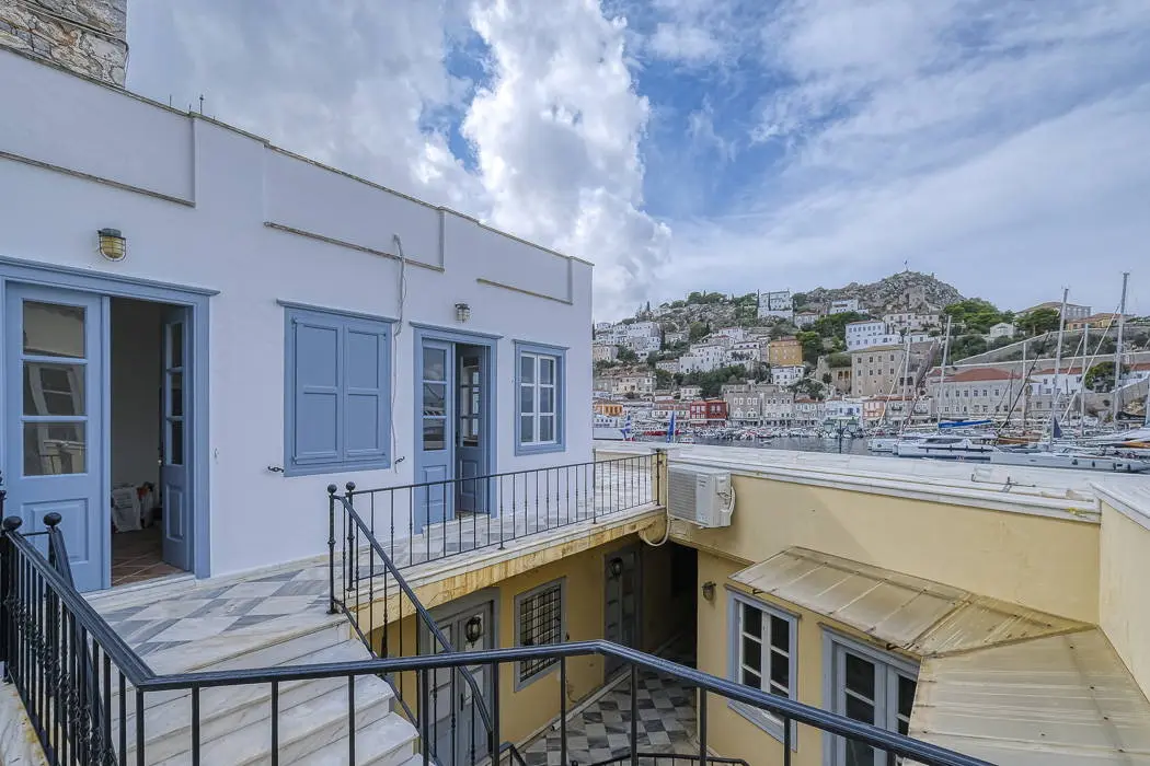 Iconic harbourfront – exclusive opportunity in Hydra