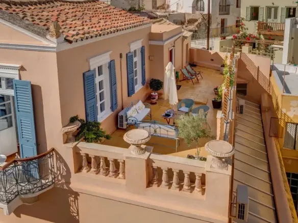 Historic Monument Villa in Ermoupolis, Syros