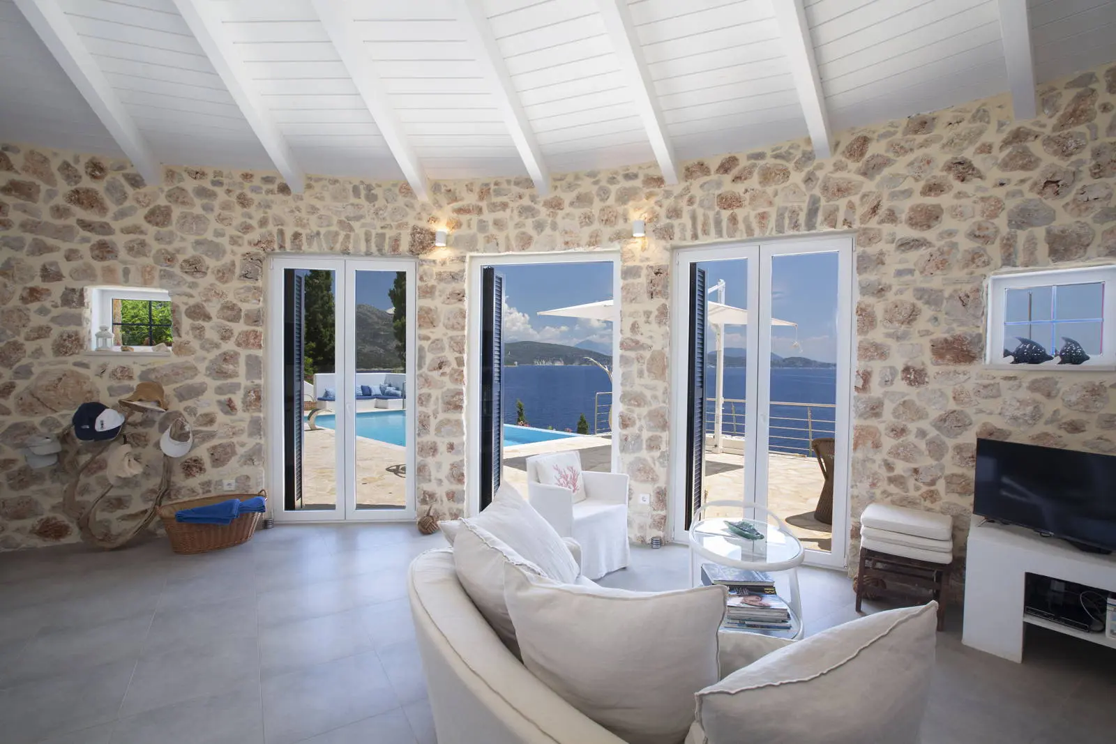 bh-b7c7ffe557a9 Τwo seafront villas with private sea access & pools in Sivota, Lefkada