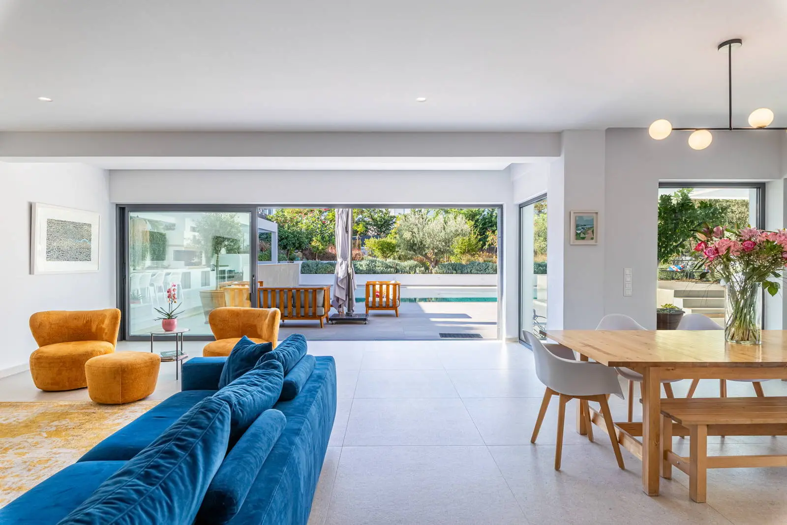 Exquisite modern villa in Vari with breathtaking paradise garden and pool
