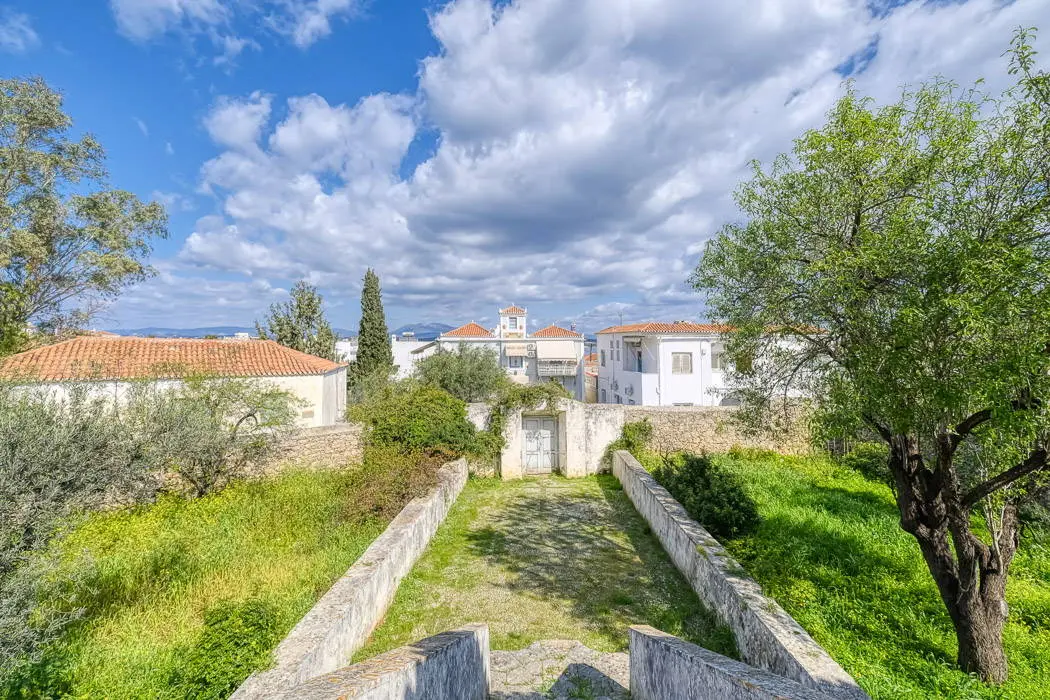 Historic mansion with approved development potential in Spetses