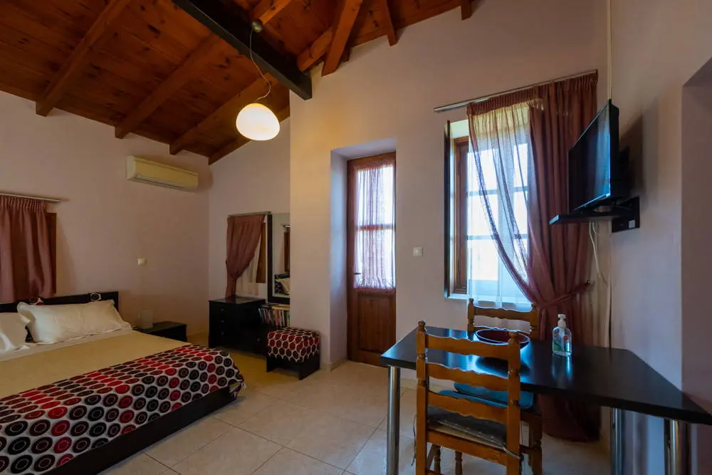 Traditional Stone Retreat in Kardamyli, Mani