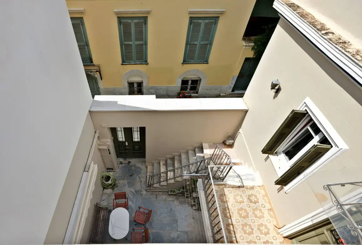 Timeless and luxury house in Plaka