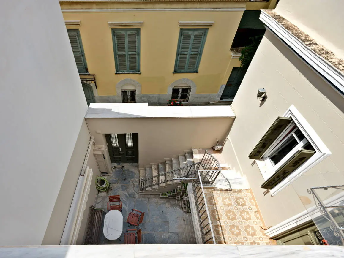 Timeless and luxury house in Plaka