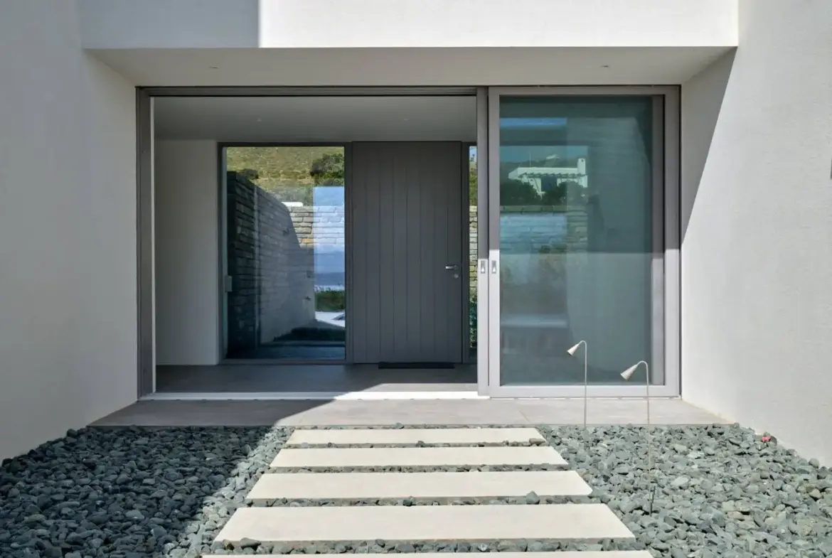 Ultimate luxury seafront villa with infinity pool in Antiparos