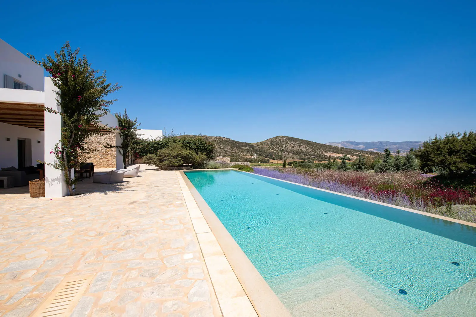 bh-bfdaf81ee02b Exclusive Mediterranean estate in Antiparos with panoramic views