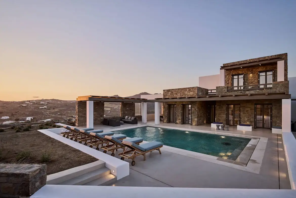 Modern and spacious villa in Mykonos