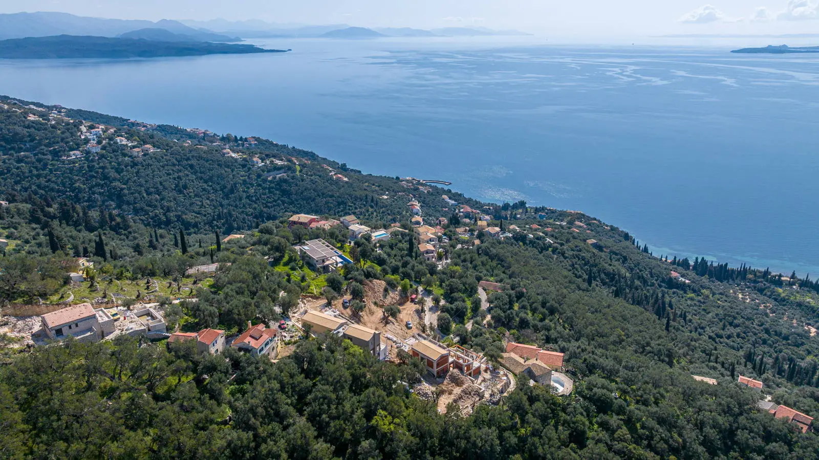 Luxury seaview villa with pool in Vigglatouri , Corfu