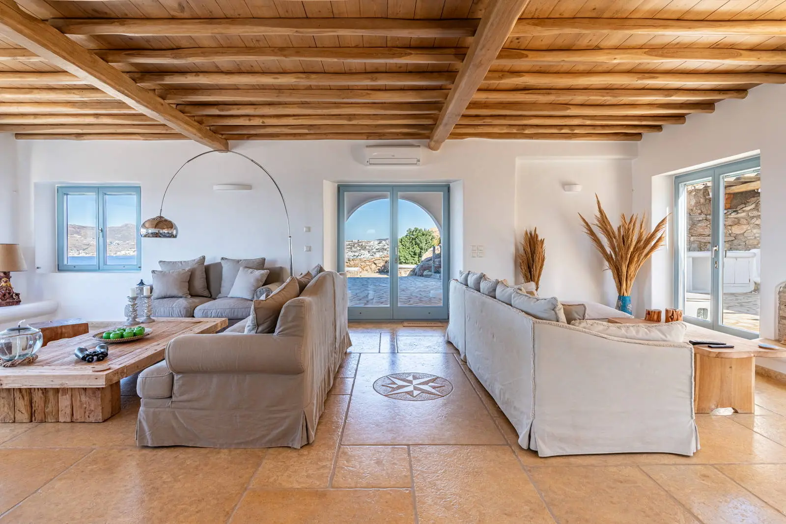 Luxury Estate with Panoramic Views of Mykonos Town
