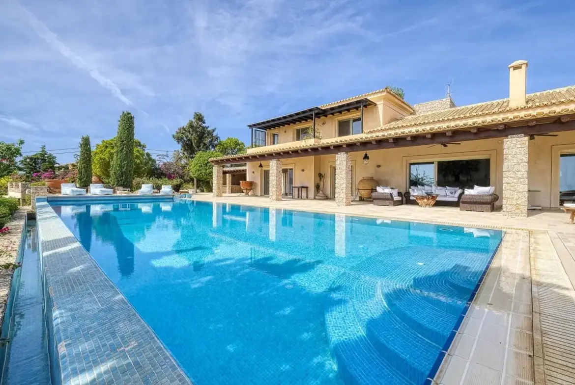 Sea-view mediterranean estate in Porto Heli