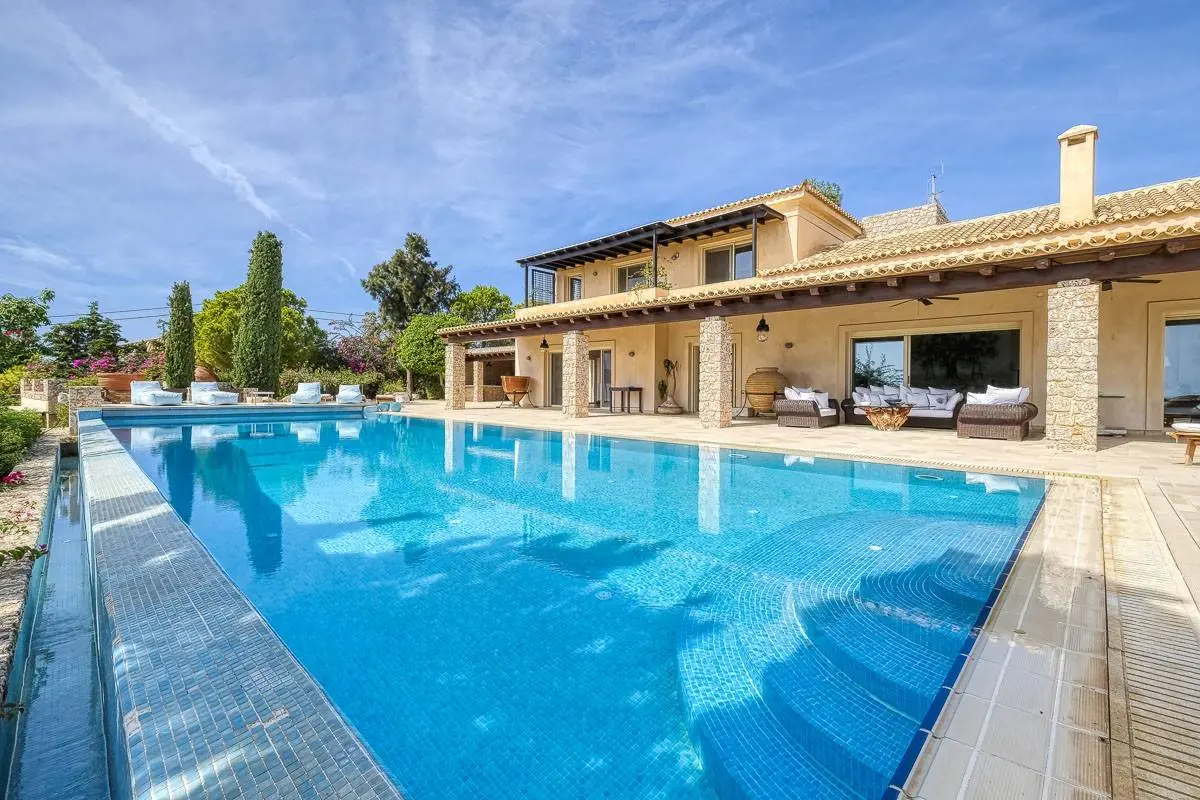 Sea-view mediterranean estate in Porto Heli