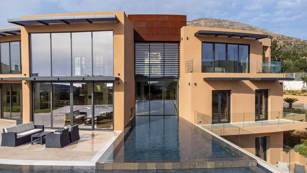 Ultra luxury contemporary villa with infinity views