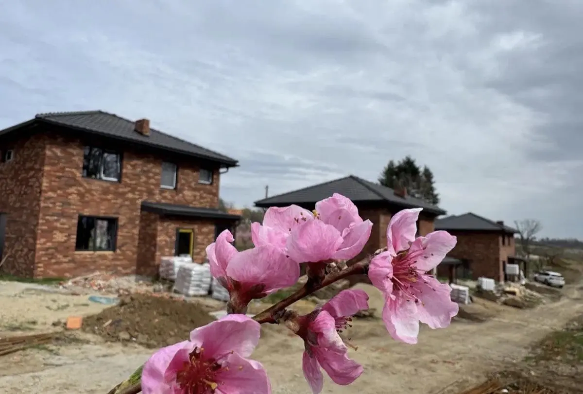 A house in the Magnolia residential community, just 30 minutes from the center of Belgrade