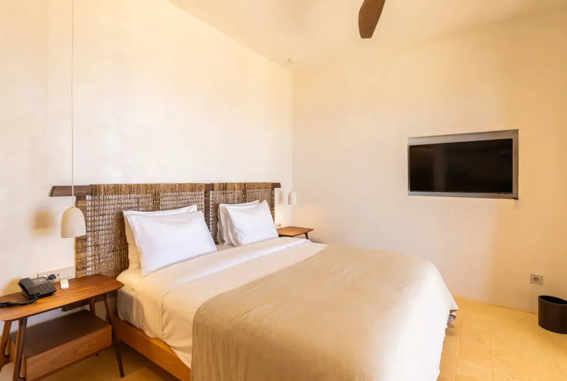 Luxury Villa in Folegandros