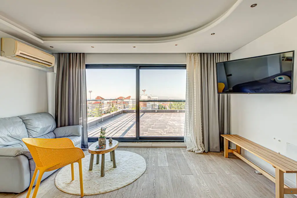 Rare Private Villa Complex in Glyfada – A Unique Family Opportunity