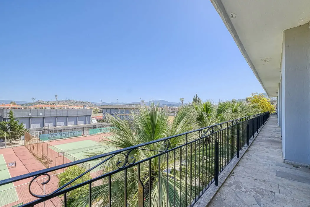 Exceptional investment opportunity with sea views in the port of Nafplio