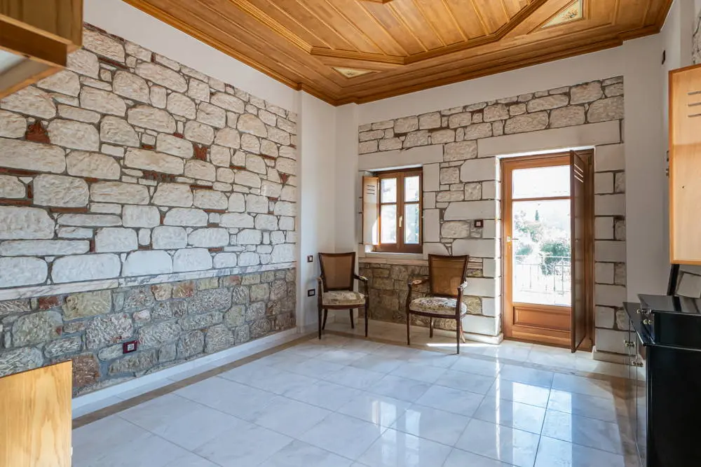 Historic waterfront property with boutique hotel development potential in Agios Nikolaos, Mani