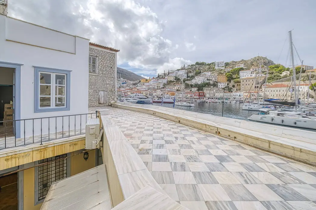 Iconic harbourfront – exclusive opportunity in Hydra