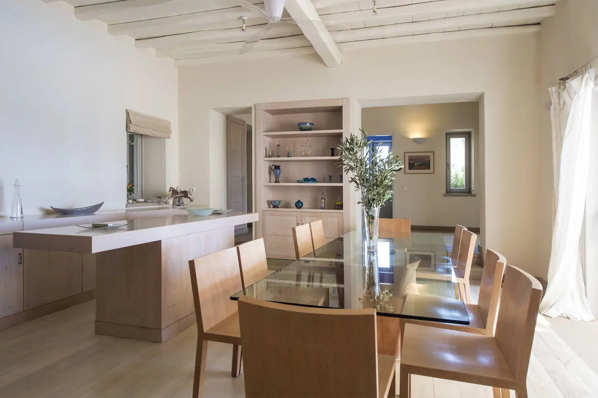 bh-cb51b485581e Venus:Beachfront Mansion with Vineyard and Pool in Paros