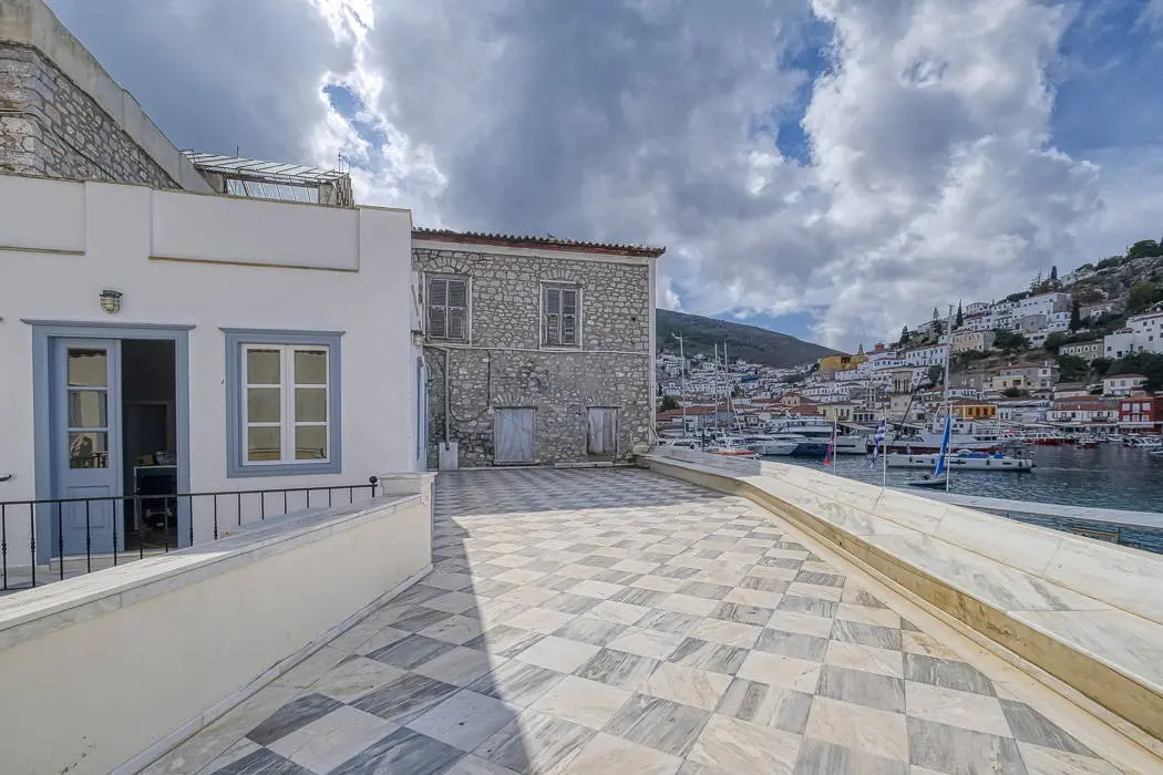 Iconic harbourfront – exclusive opportunity in Hydra