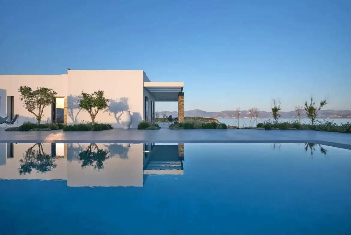 Beachfront Luxury Retreat Villa, Paros