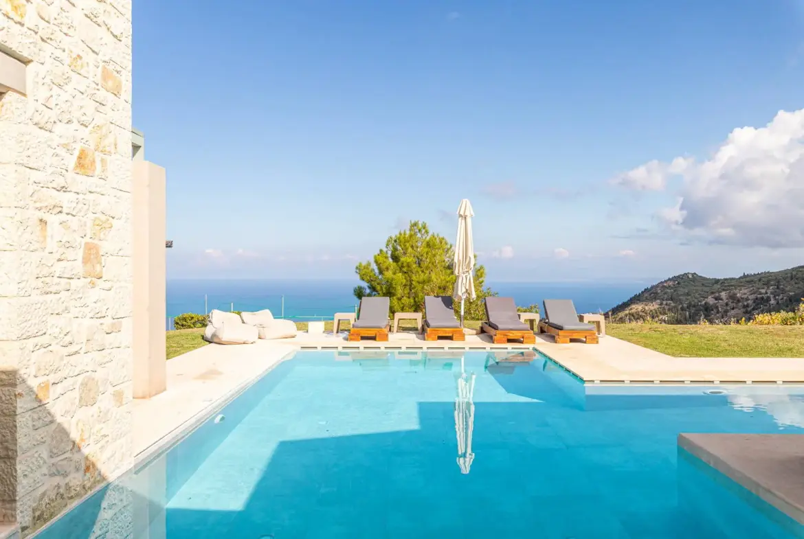 Horizon View Estate – Private Villa with pool in Lefkada