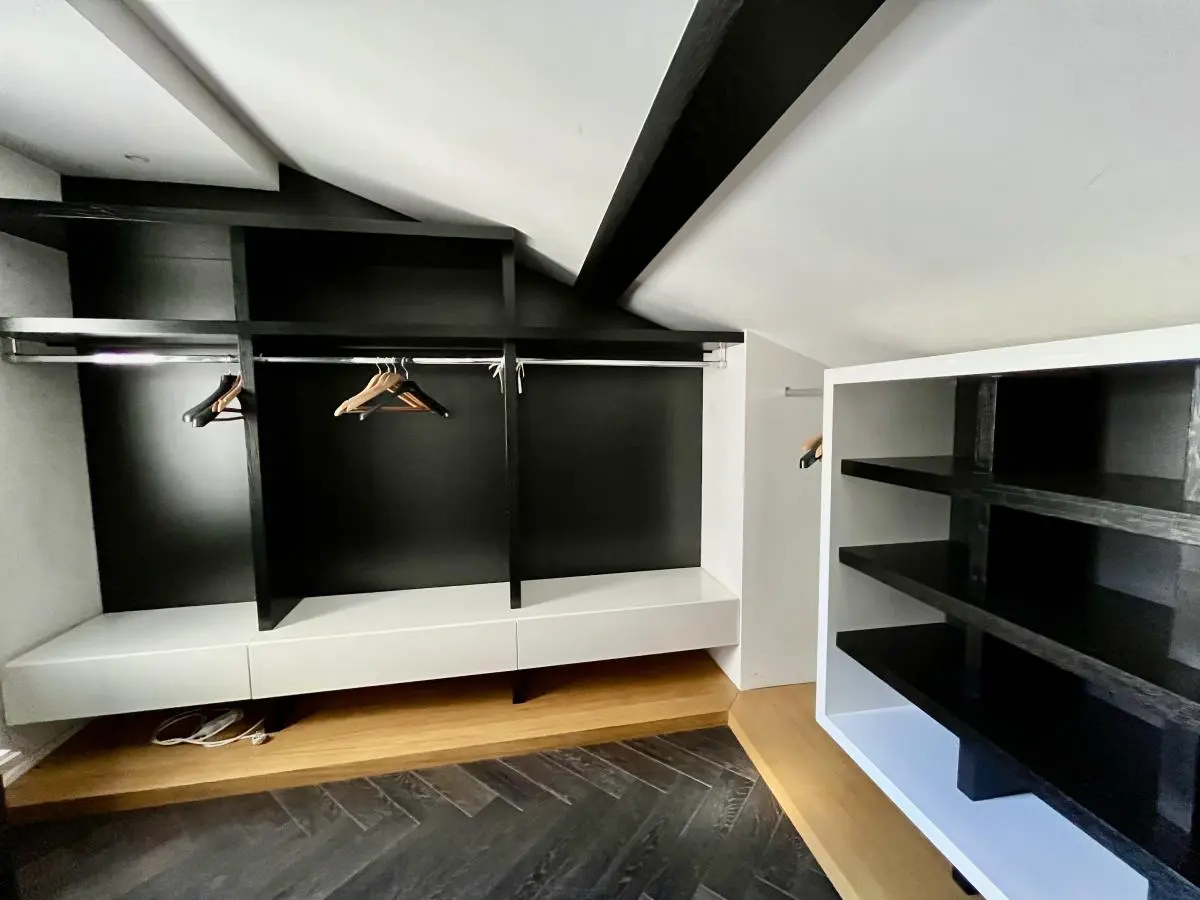 Stylish 4-Room Penthouse Duplex
