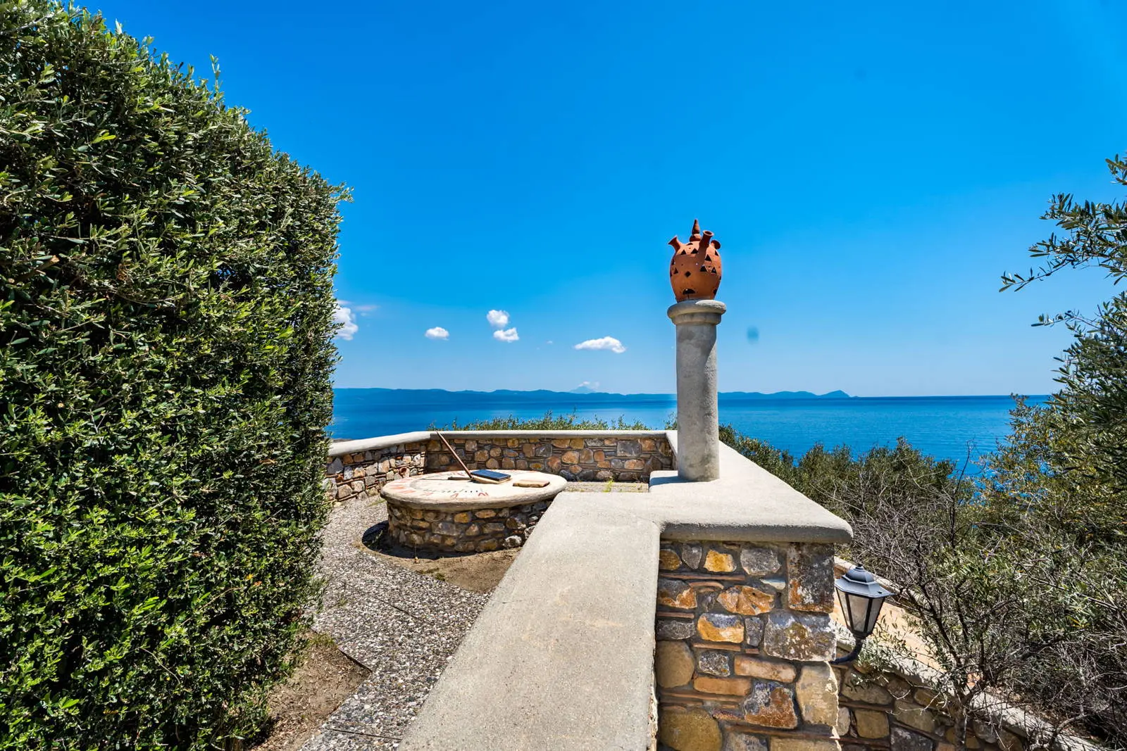 Seaside luxury villa in Paliouri