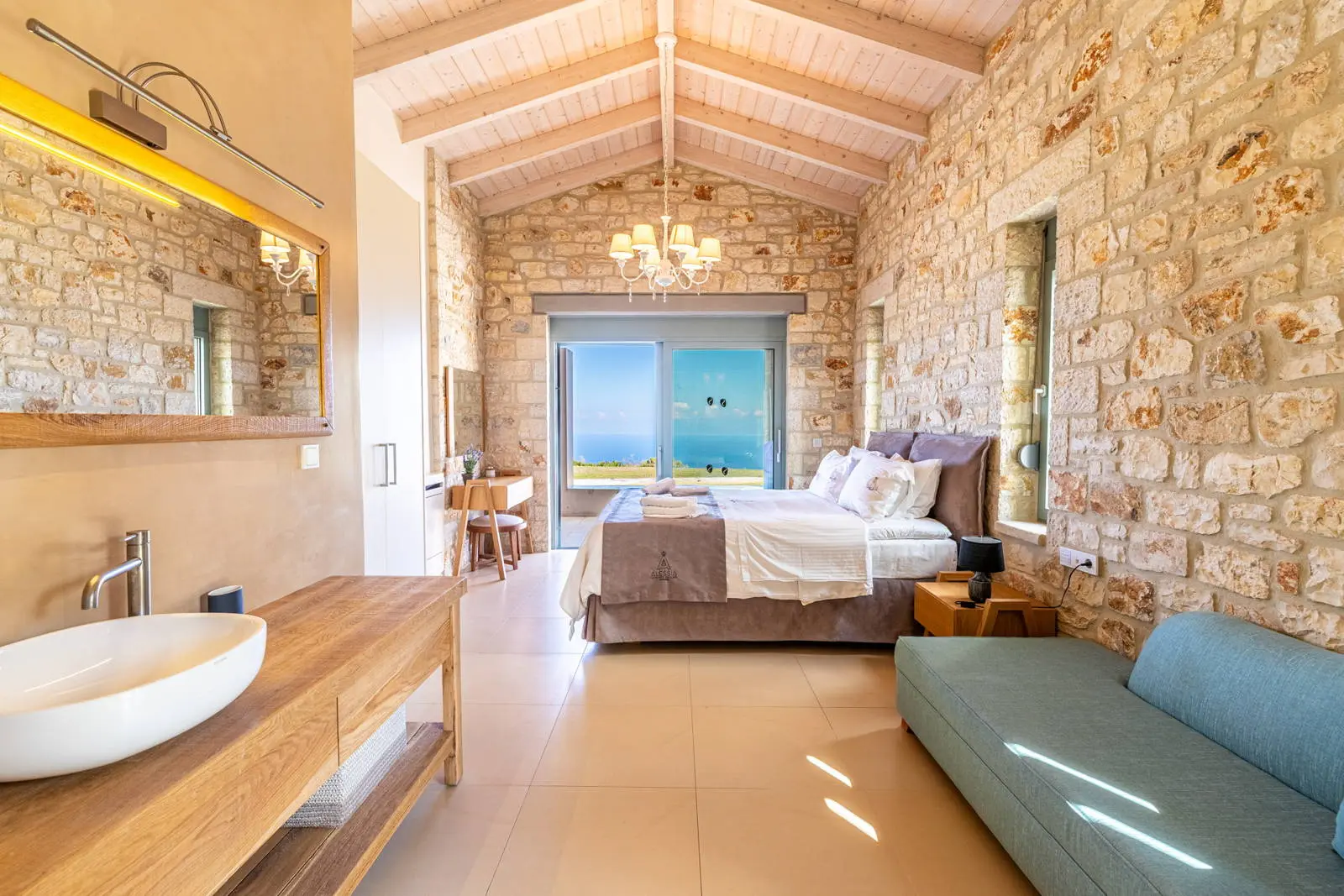 Horizon View Estate – Private Villa with pool in Lefkada