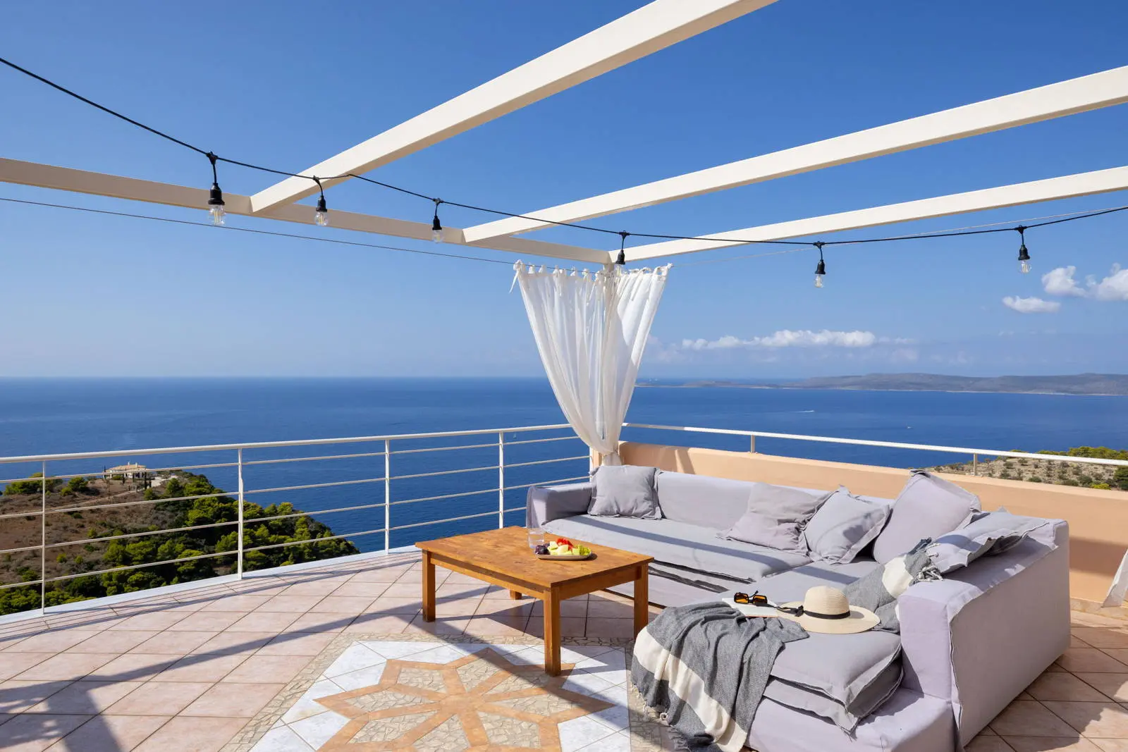 Luxury 560 sqm villa with private pool and complete privacy in Koroni, Messinia