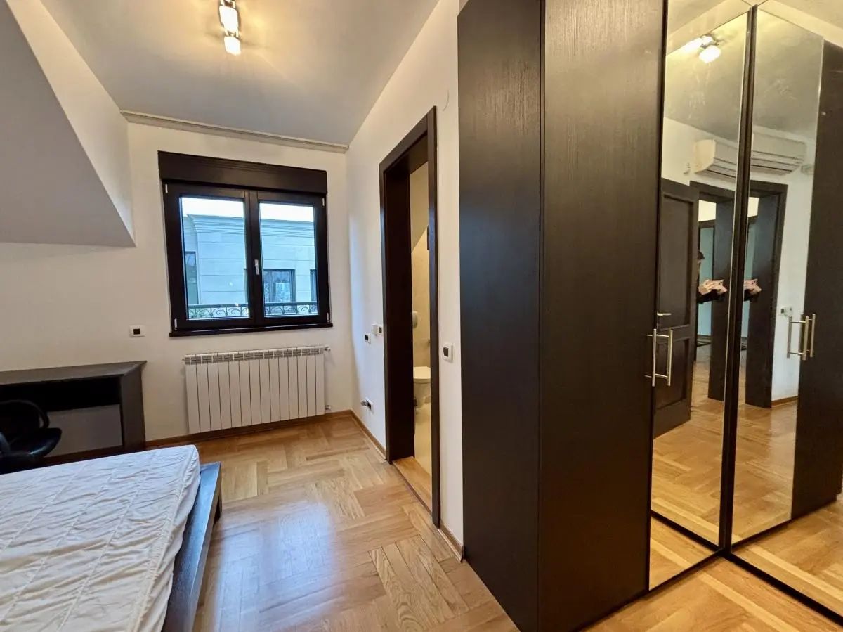 Senjak – an elegant 4-bedroom apartment