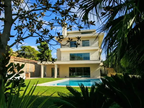 Impressive unfinished five-level villa with swimming pool & wellness area