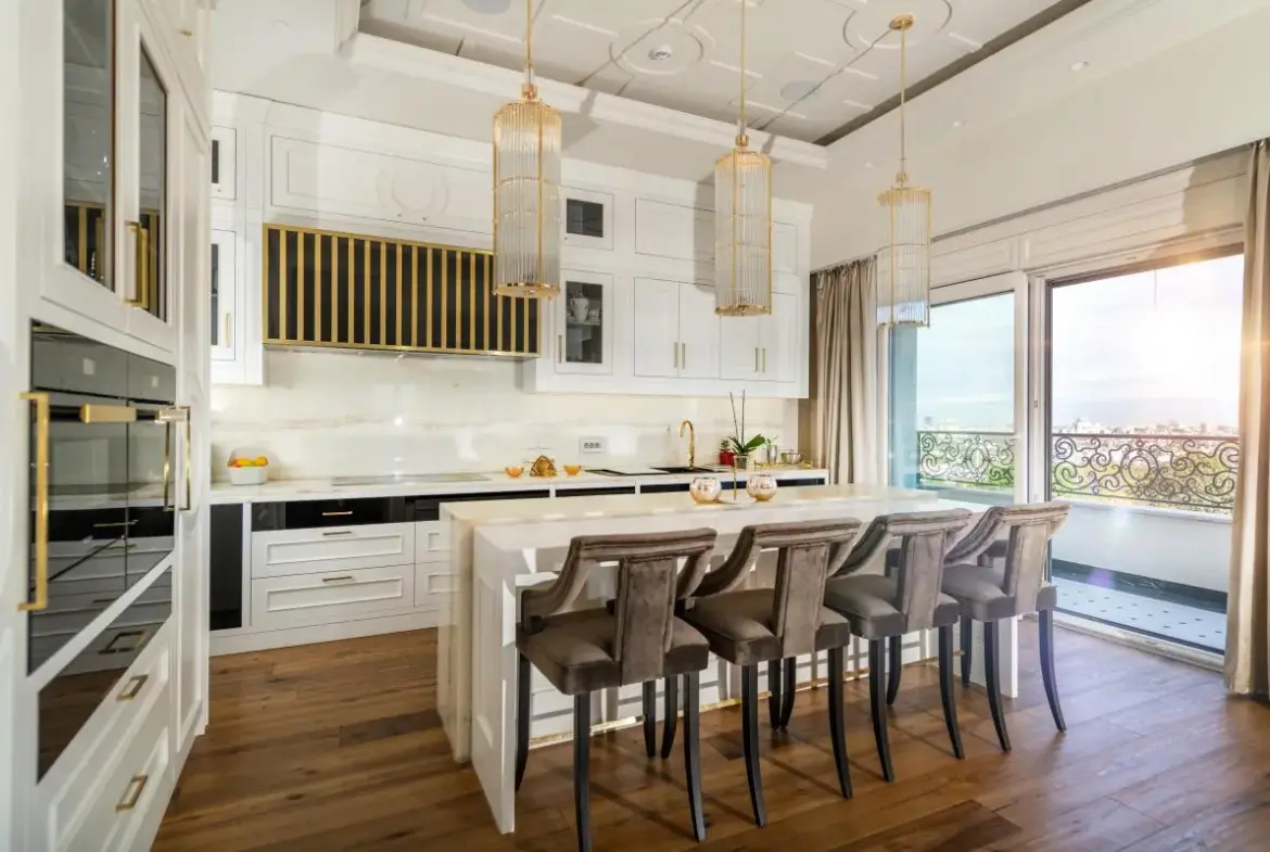 Penthouse in the Diplomatic Quarter with Panoramic Views
