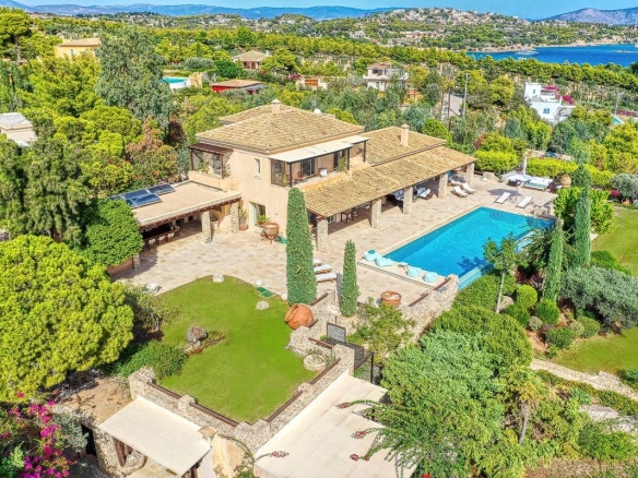 Sea-view mediterranean estate in Porto Heli