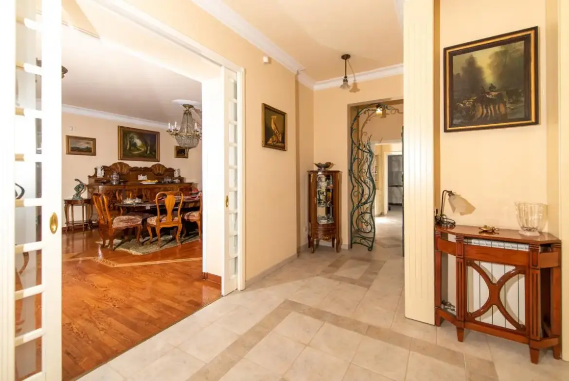 Family Villa in Dedinje