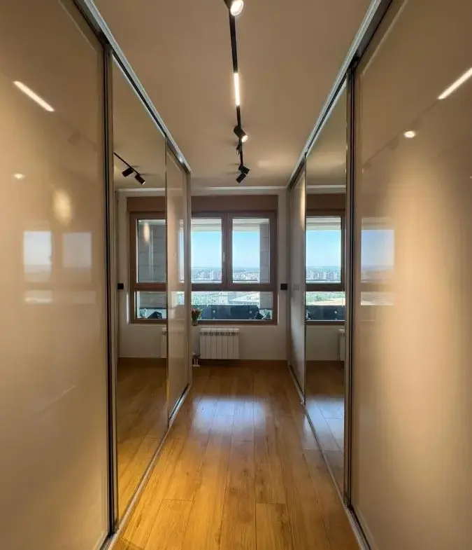 Elegant Four-Bedroom Apartment with Panoramic Views in the Wellport Residential Complex