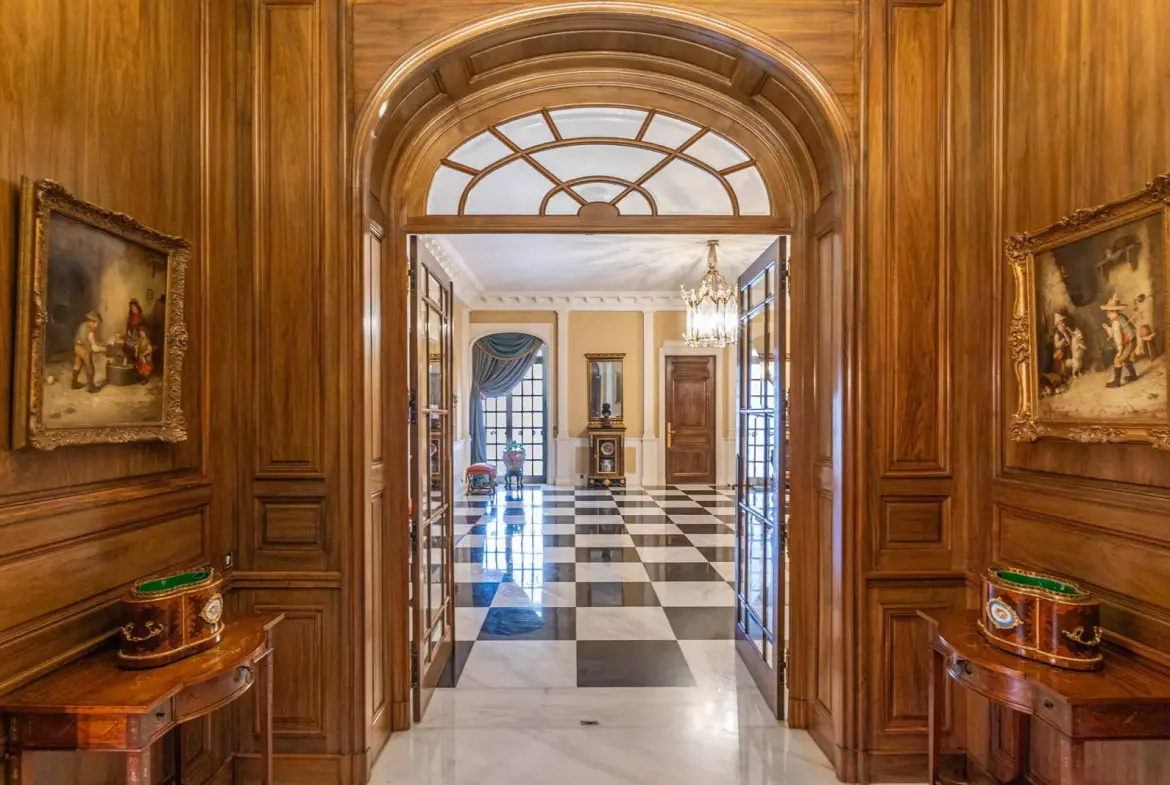 The grand estate in Ekali