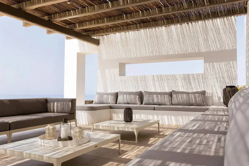 Exclusive 6 bedroom villa with stunning views and private pool in Paros