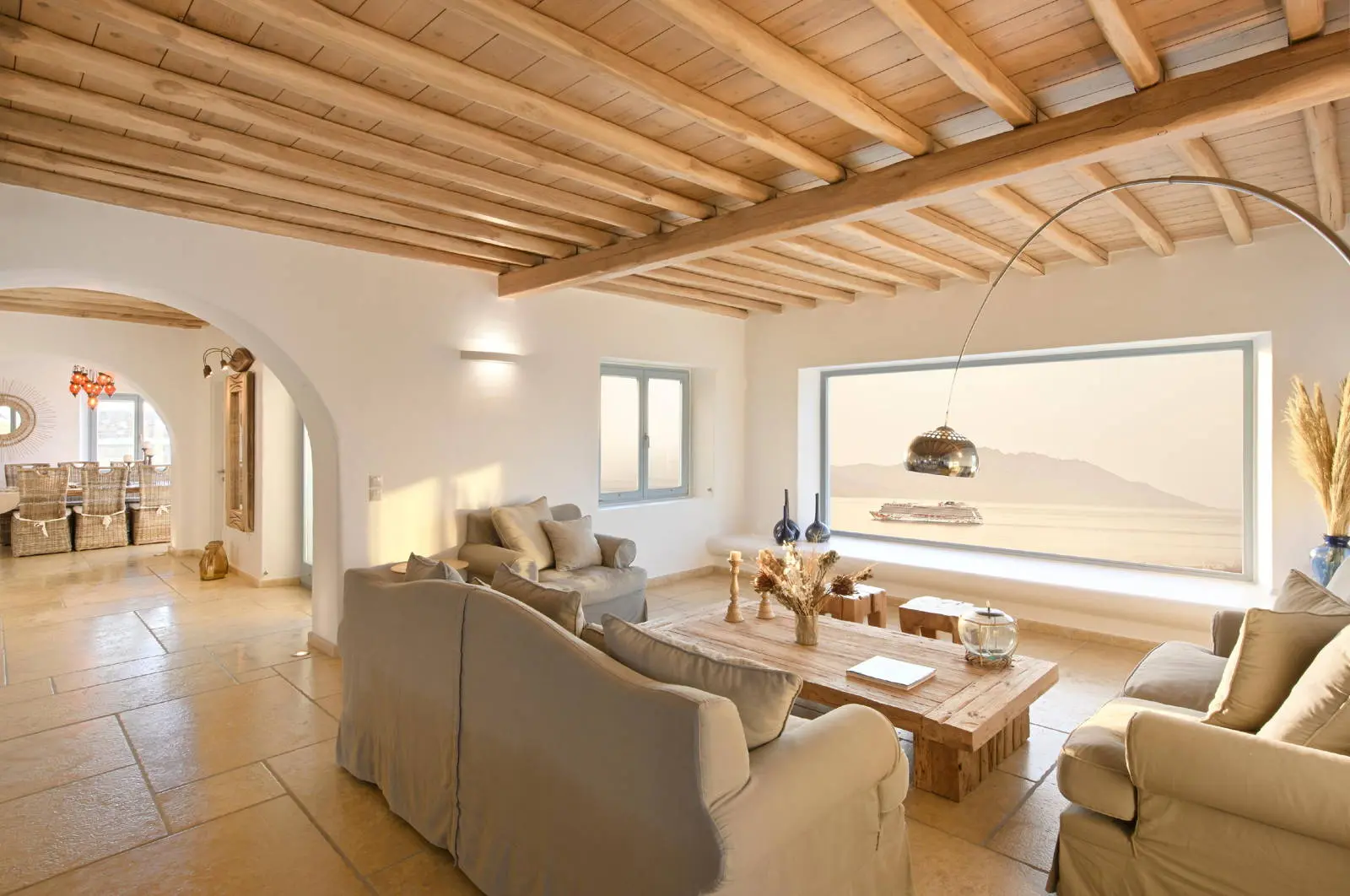 Luxury Estate with Panoramic Views of Mykonos Town