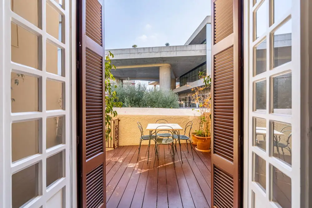 The Trophy Estate – A neoclassical residence overlooking the Acropolis